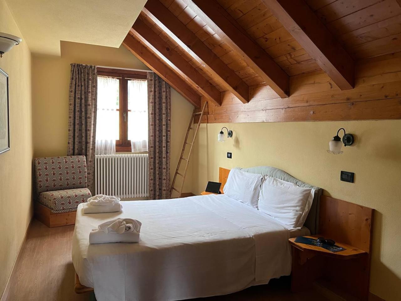 Nevesole Folgarida Resort Aparthotel エクステリア 写真