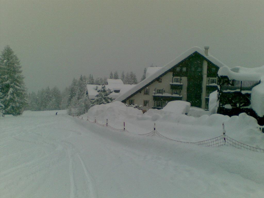 Nevesole Folgarida Resort Aparthotel エクステリア 写真