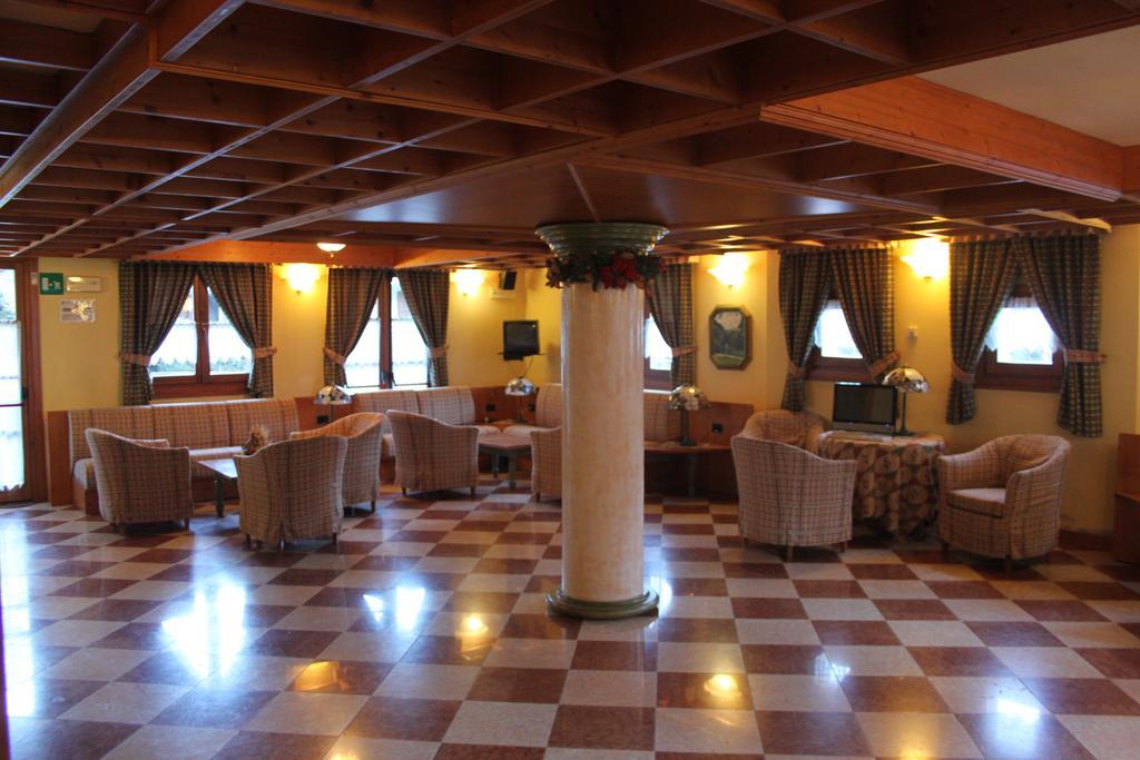Nevesole Folgarida Resort Aparthotel エクステリア 写真