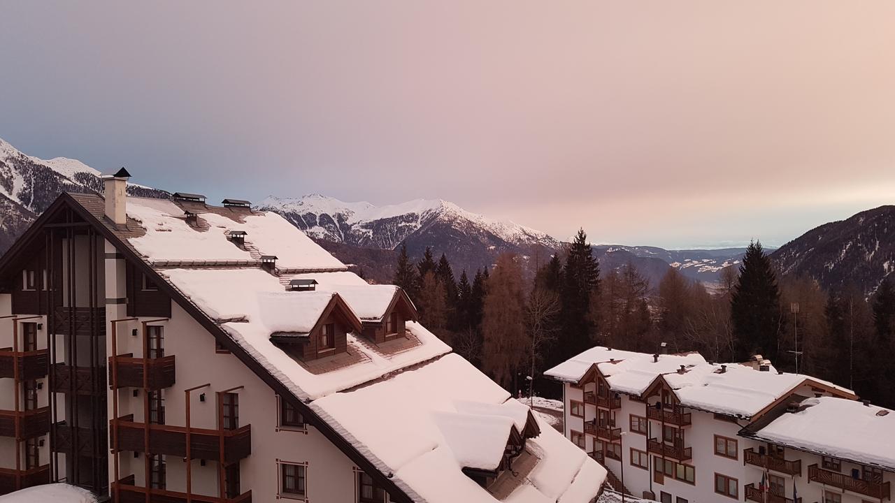 Nevesole Folgarida Resort Aparthotel エクステリア 写真