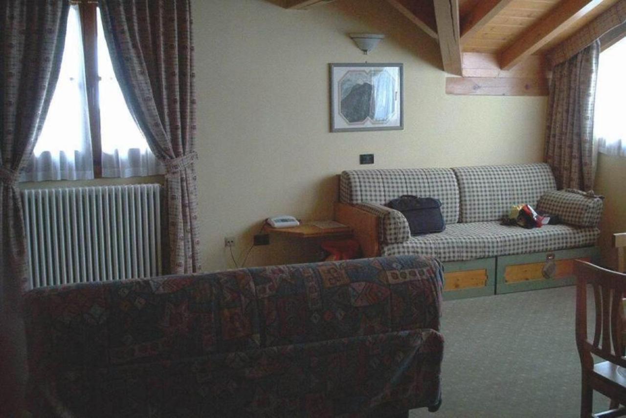 Nevesole Folgarida Resort Aparthotel エクステリア 写真
